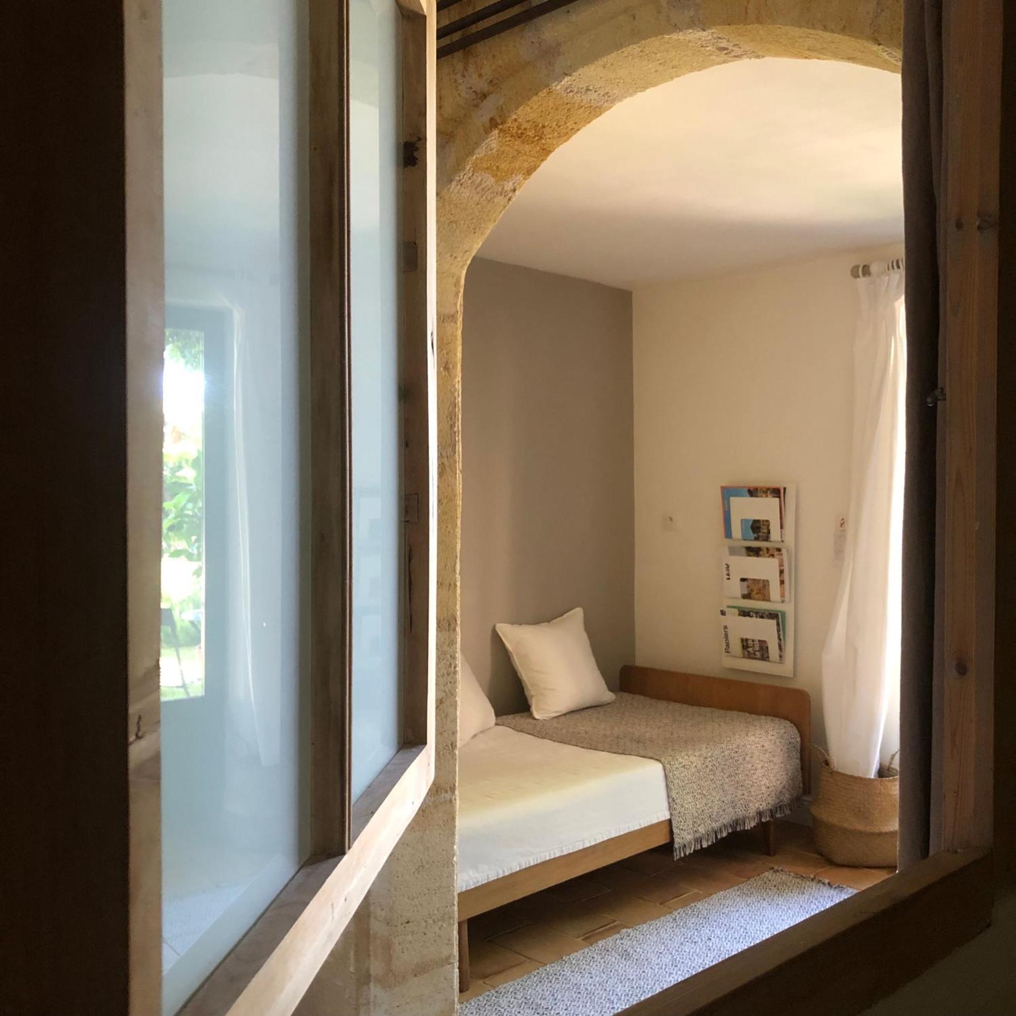Songes Au Lit Du Fleuve Bed & Breakfast Cambes  ภายนอก รูปภาพ