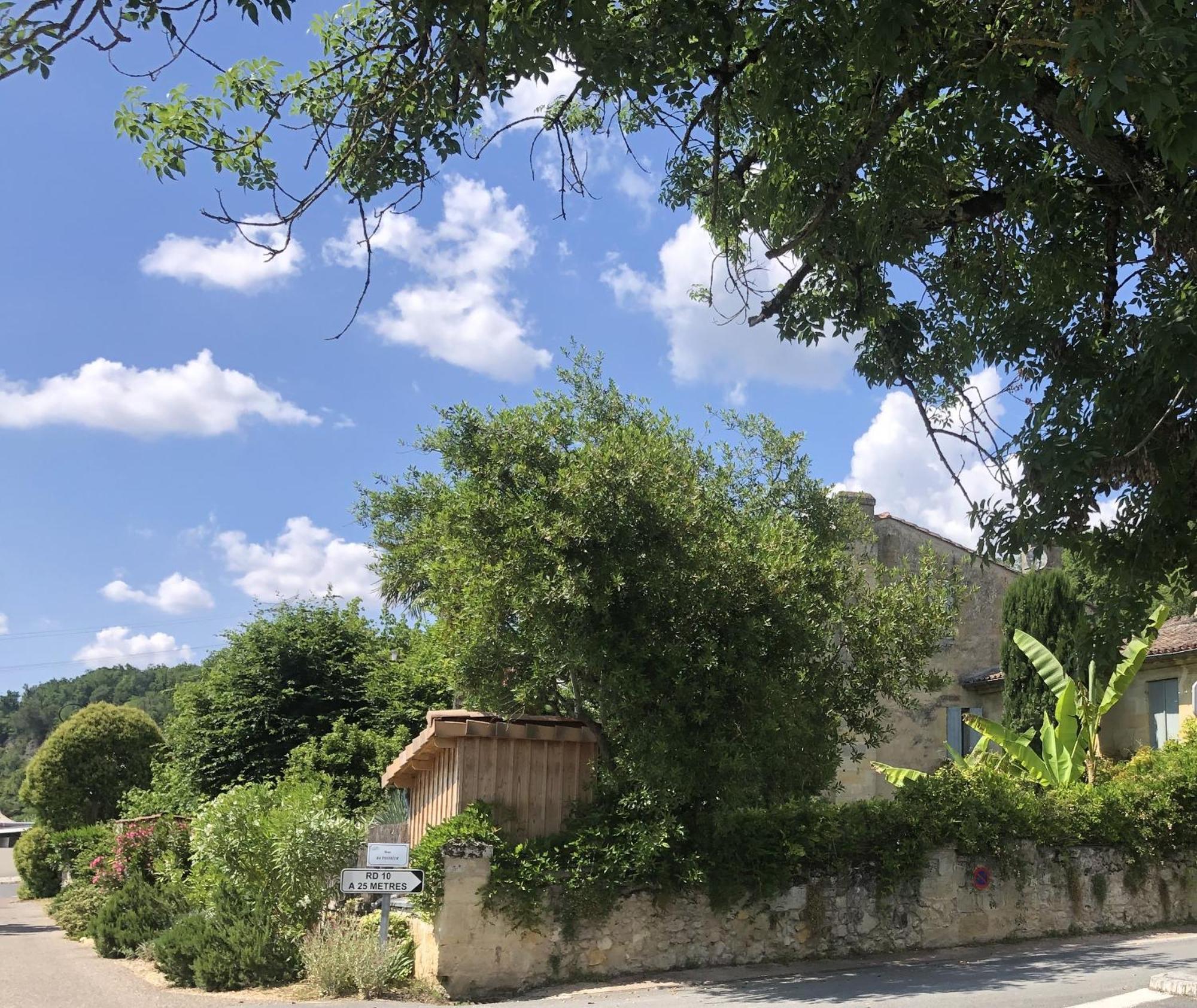 Songes Au Lit Du Fleuve Bed & Breakfast Cambes  ภายนอก รูปภาพ